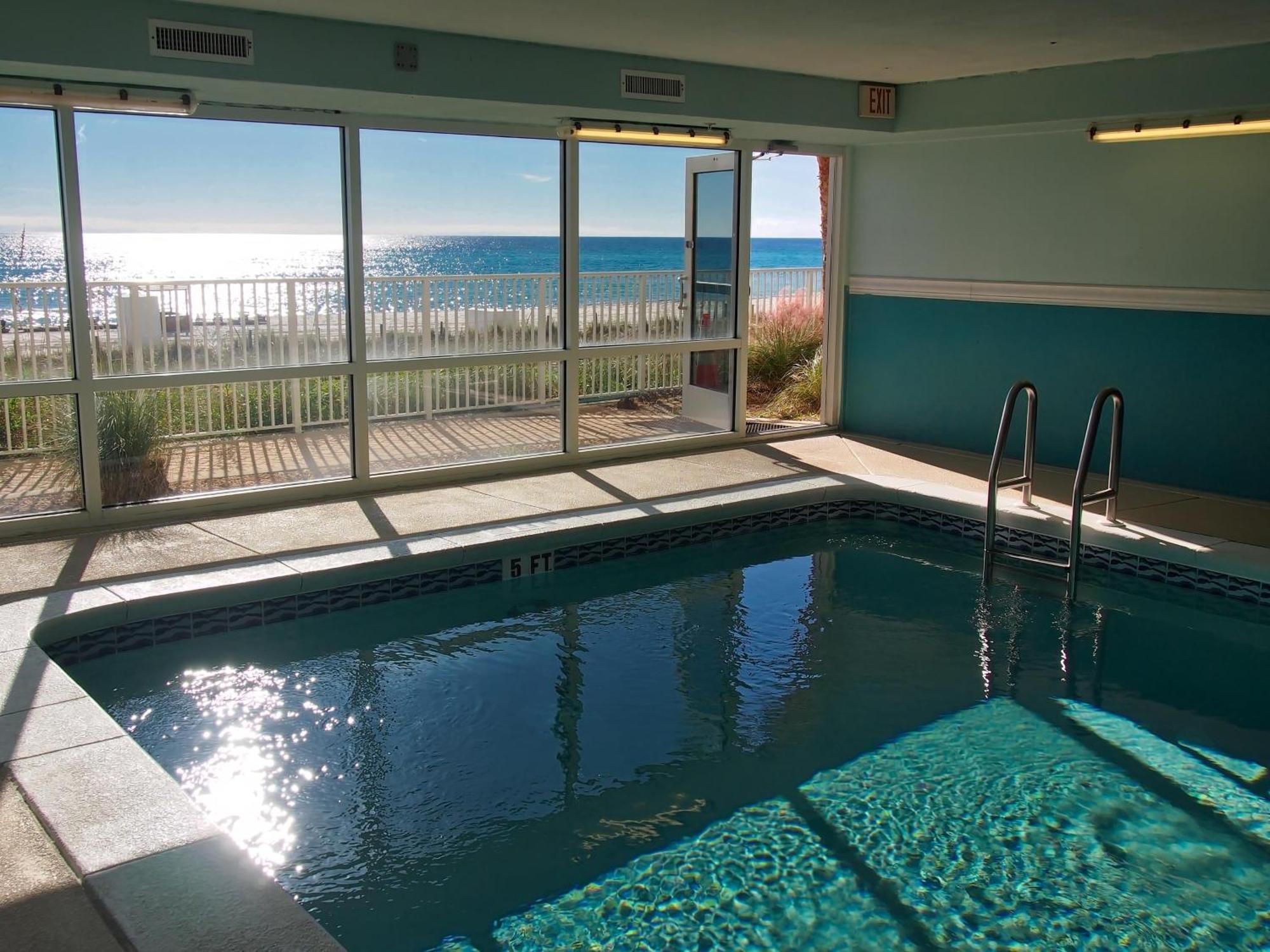 Ocean Reef 802 Holiday home *