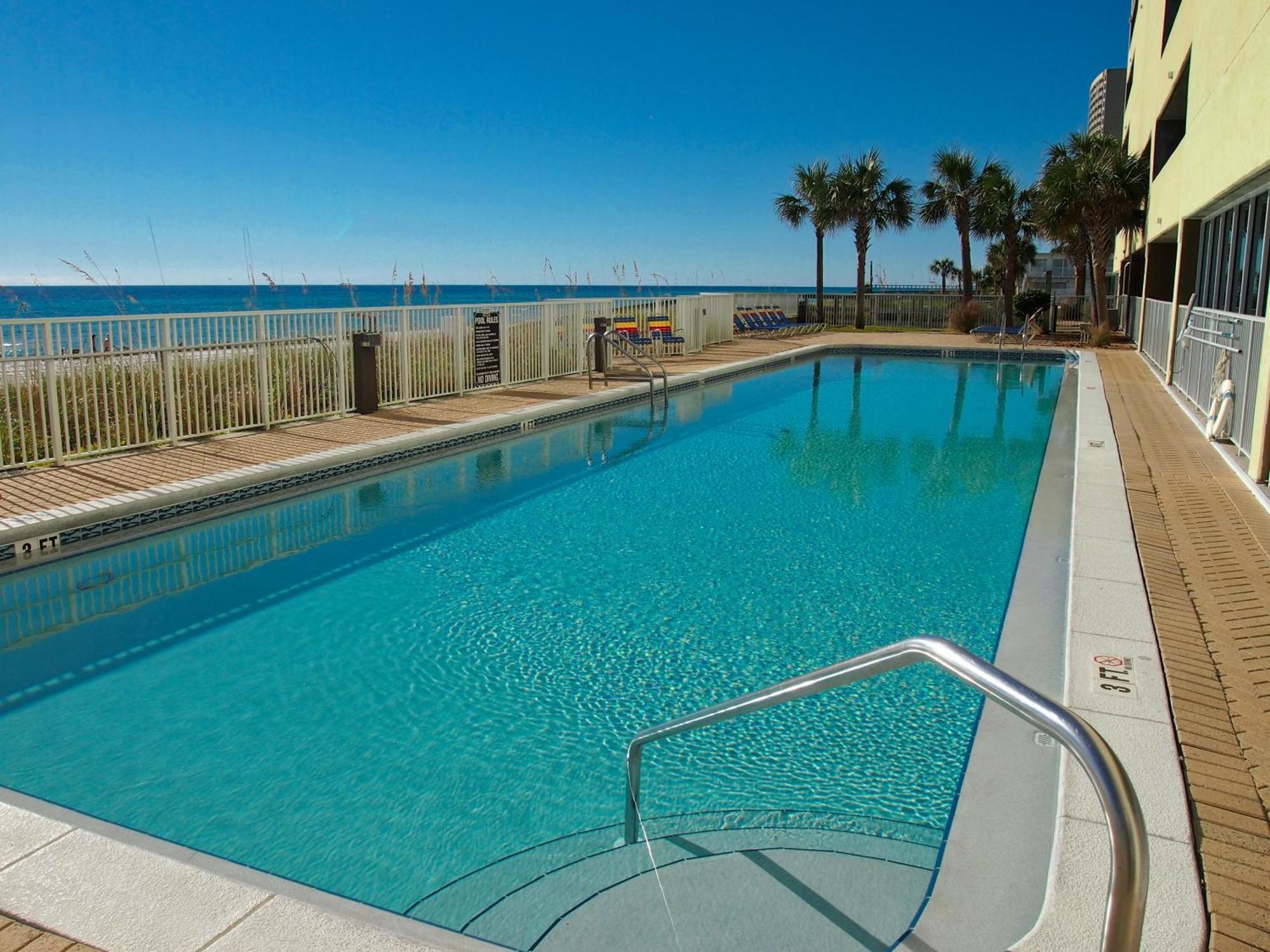 Holiday home Ocean Reef 802 *